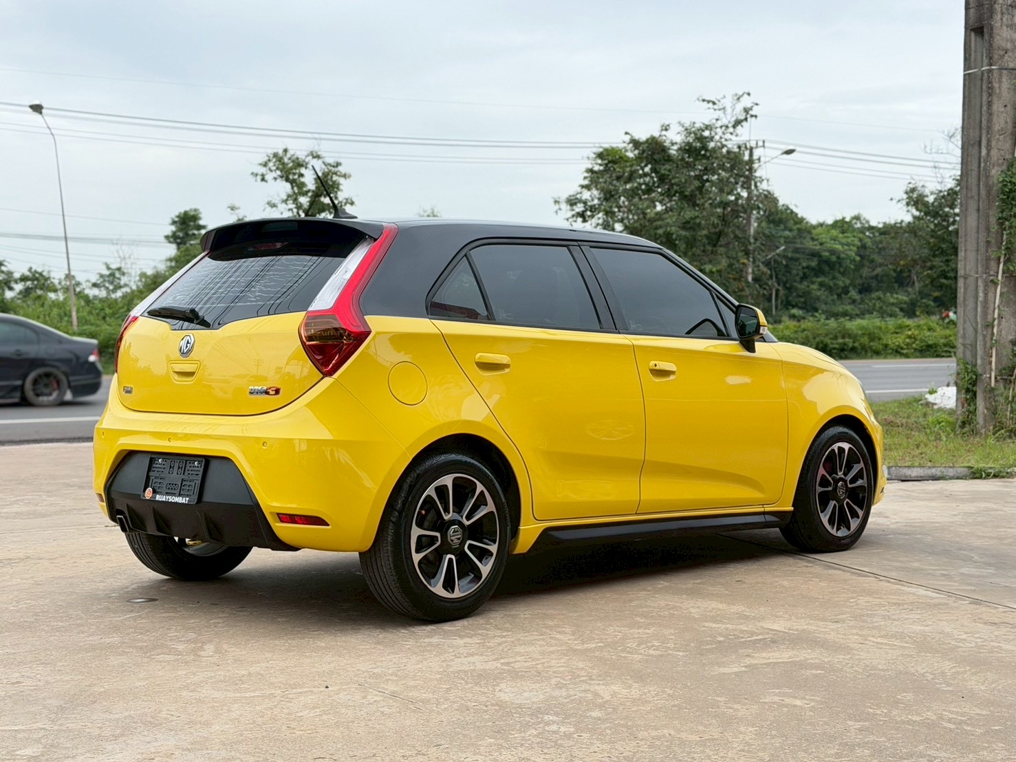 2017 MG MG3 1.5 V Sunroof รูปที่ 5