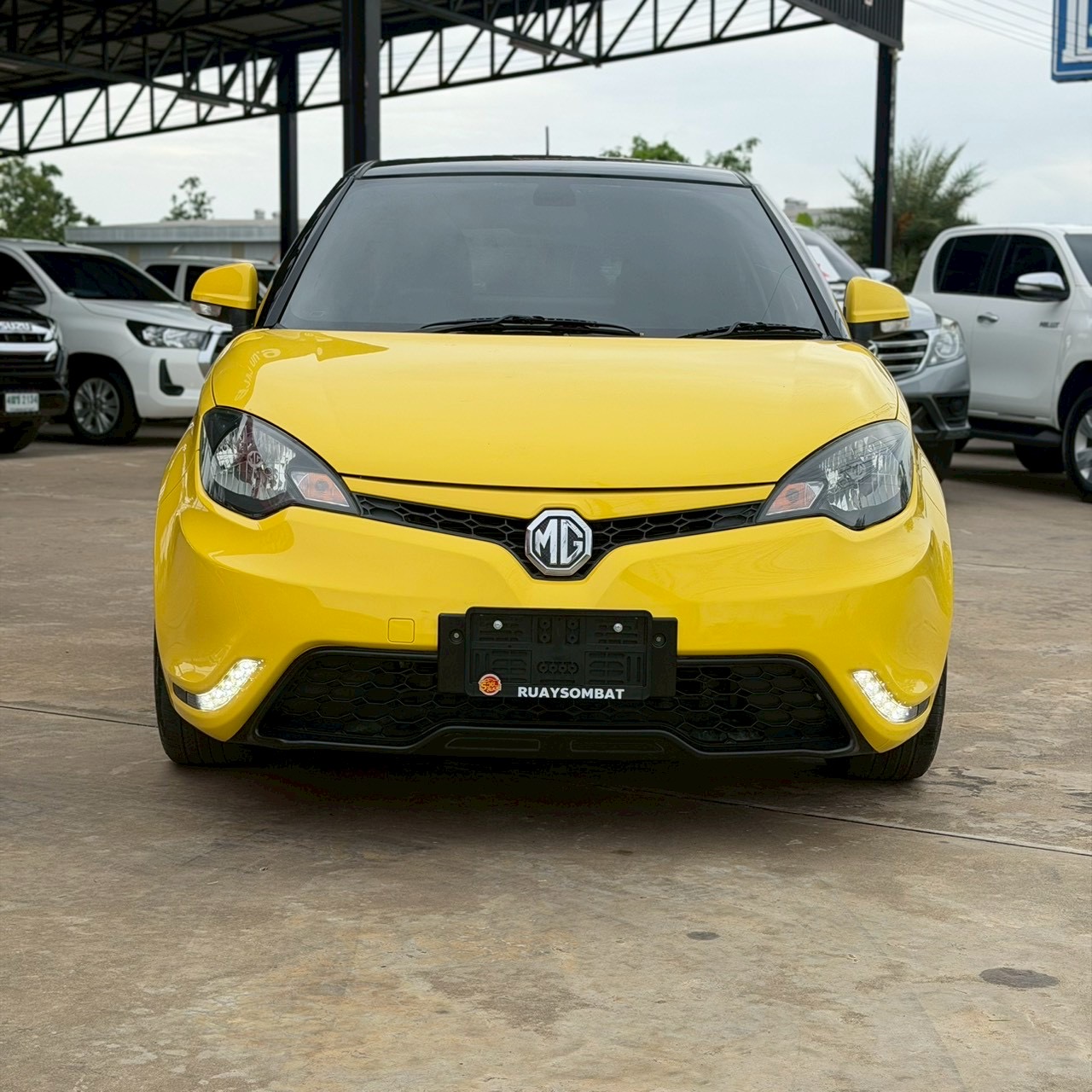 2017 MG MG3 1.5 V Sunroof รูปที่ 2