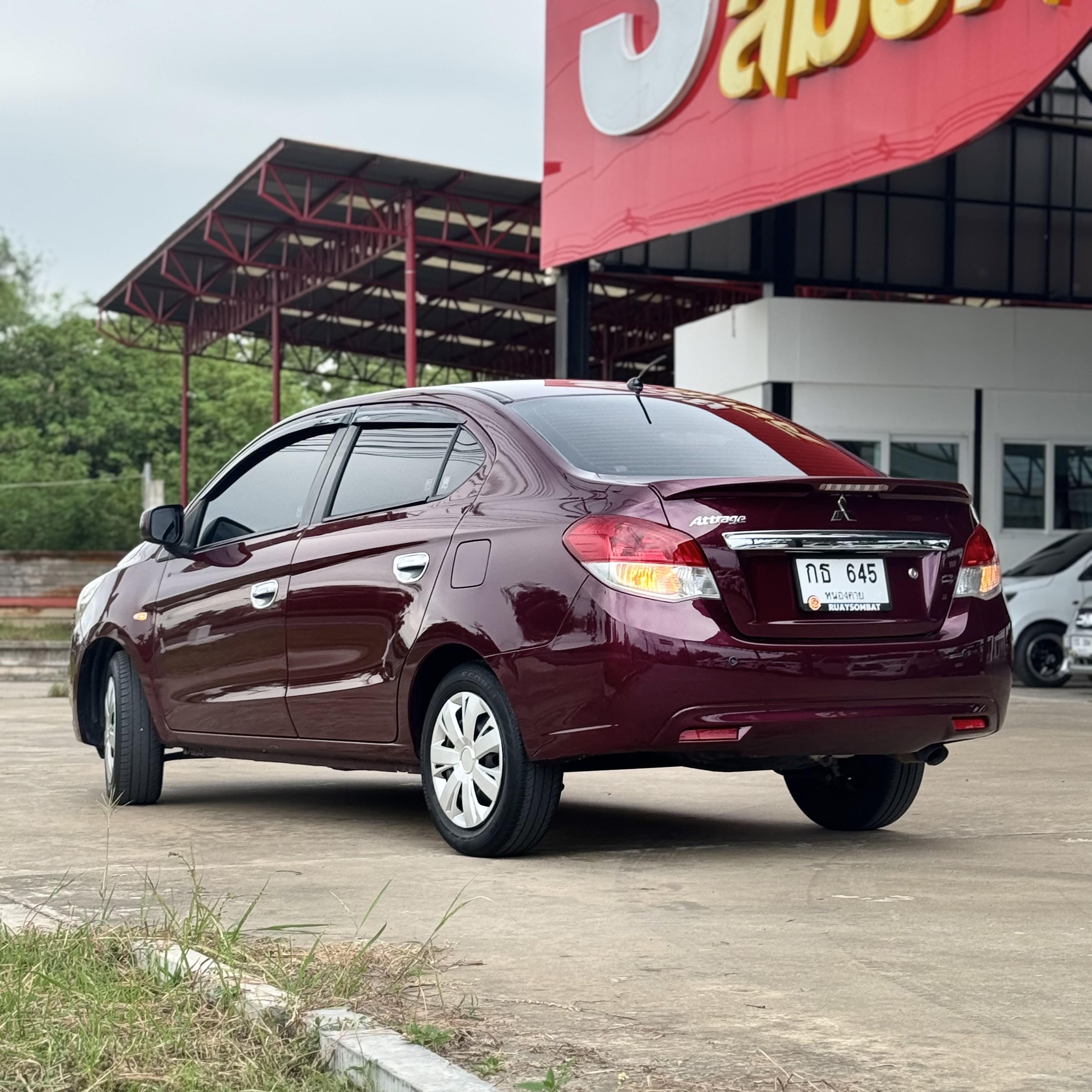 2016 Mitsubishi Attrage 1.2 GLX รูปที่ 4