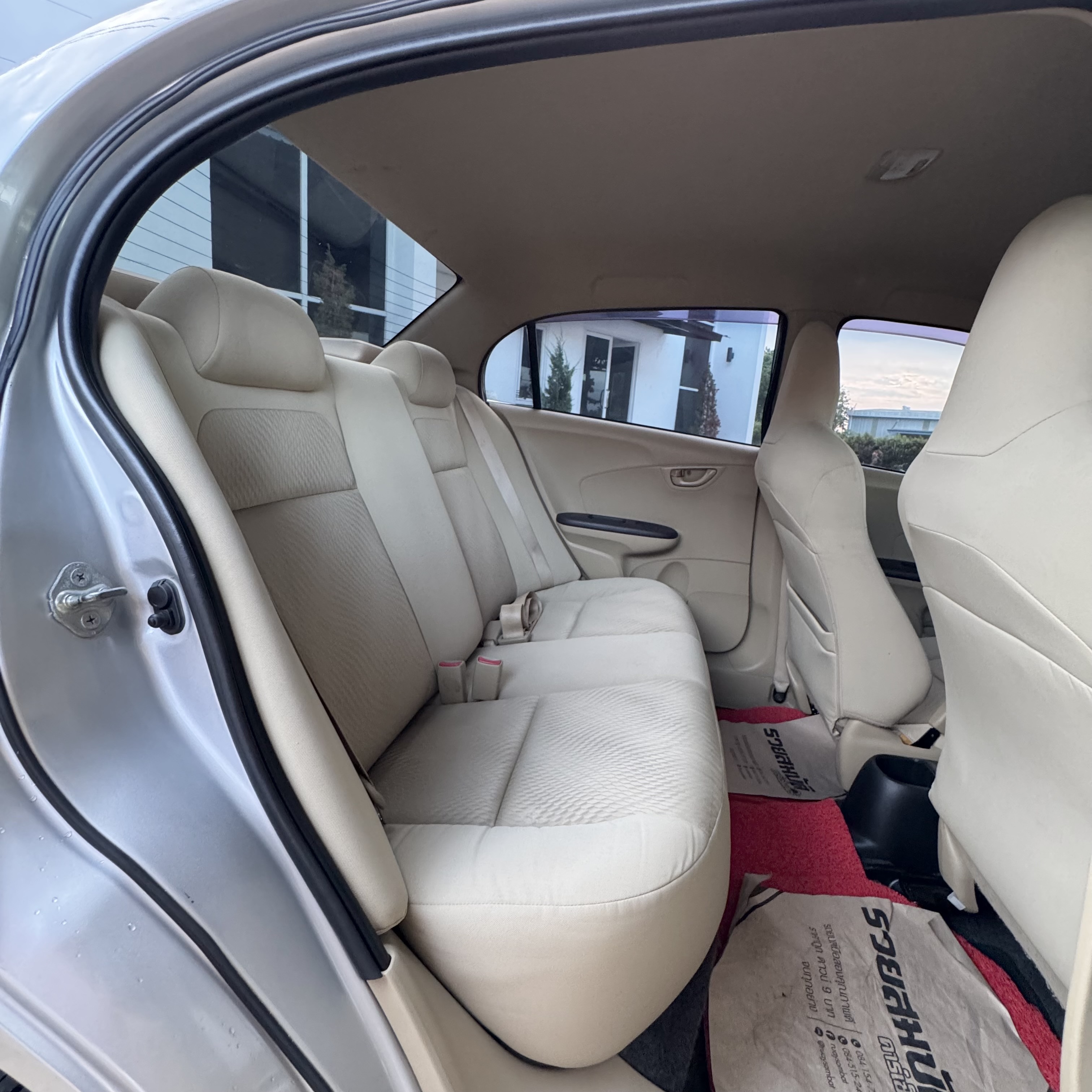 2013 Honda Brio Amaze 1.2 S รูปที่ 6